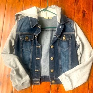 Mudd jean jacket. Girls size large 14. Excellent condition